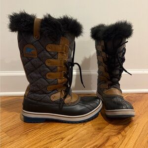 Sorel Boots Torino Felt Quilted Boots NL2113-242 Sz 9